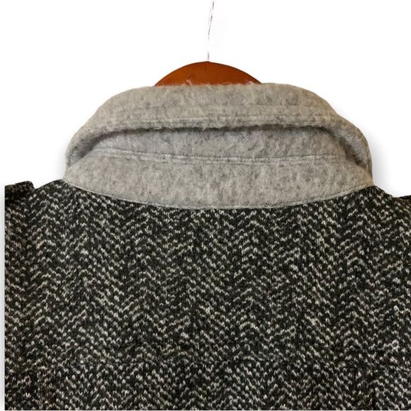 Hem & Thread asymmetrical design zip up vest Size women’s Small / Black & Grey - Picture 7 of 9